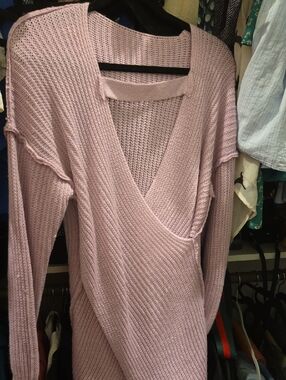 Light Pink V-Neck Knit Women's Sweater